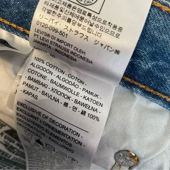 Levi's Premium 501 Ripped Distressed Button Fly Jeans Size 28 - Picture 7 of 7